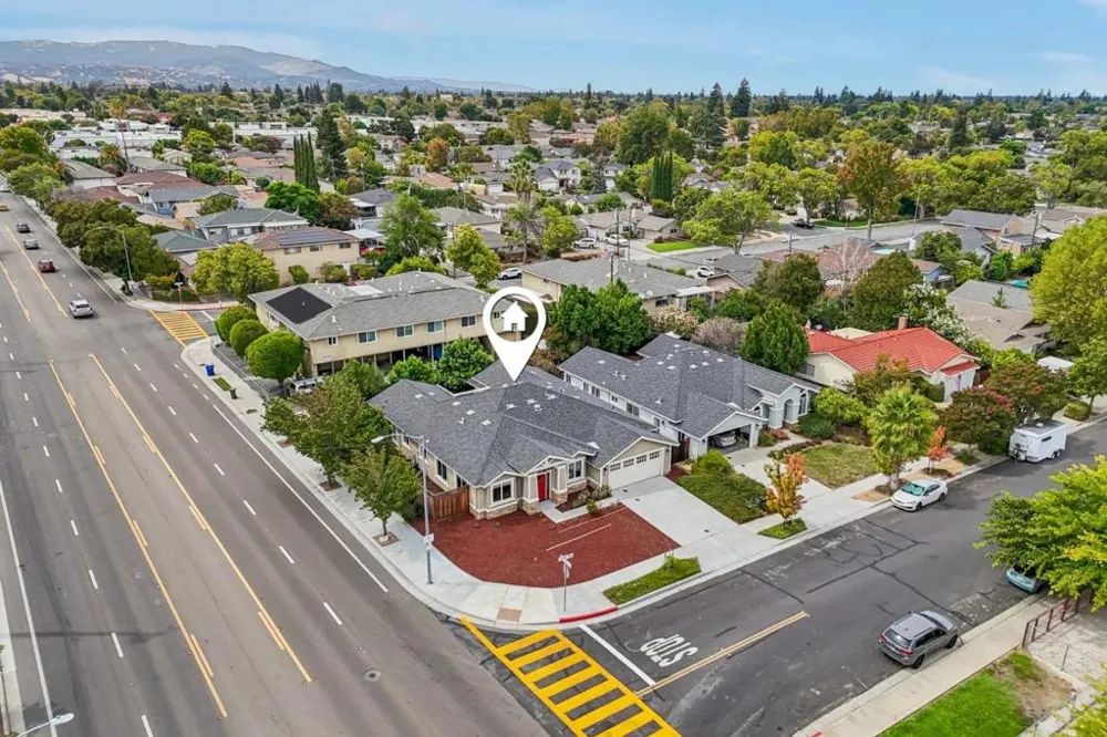 15 Colleen Way Campbell, CA 95008