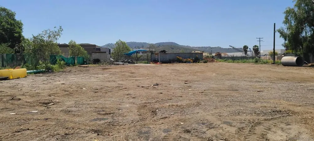 11457 El Nopal Lakeside, CA 92040