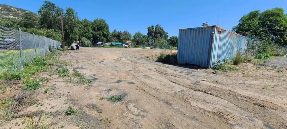 11457 El Nopal Lakeside, CA 92040
