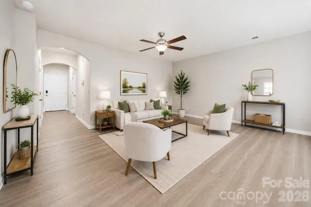 8105 Alderton Lane Charlotte, NC 28215