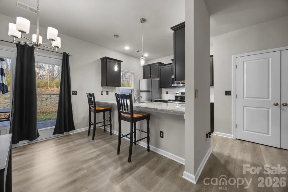 8105 Alderton Lane Charlotte, NC 28215