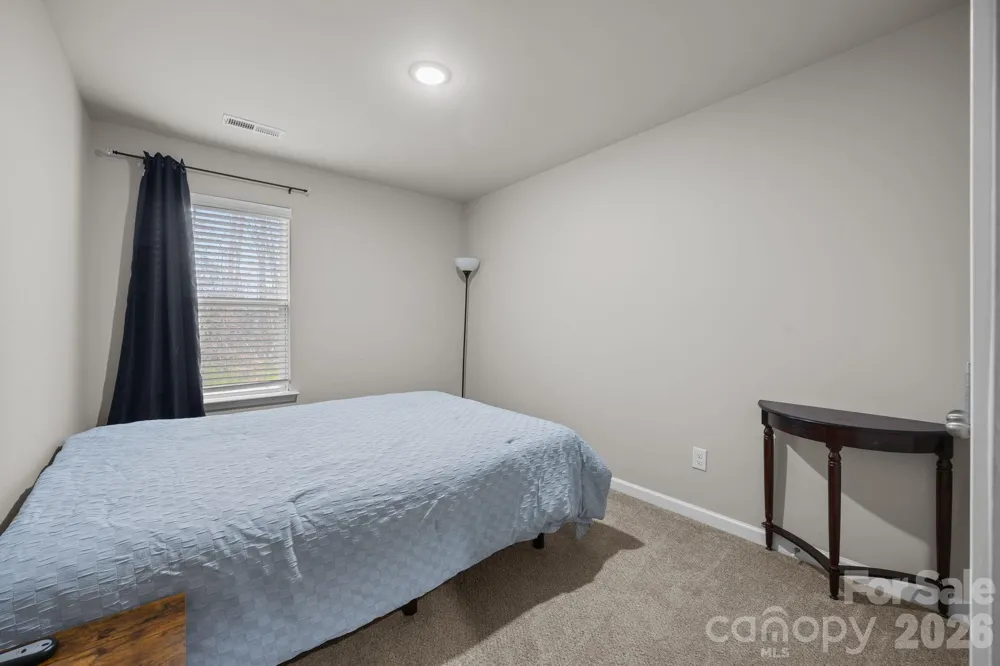 8105 Alderton Lane Charlotte, NC 28215