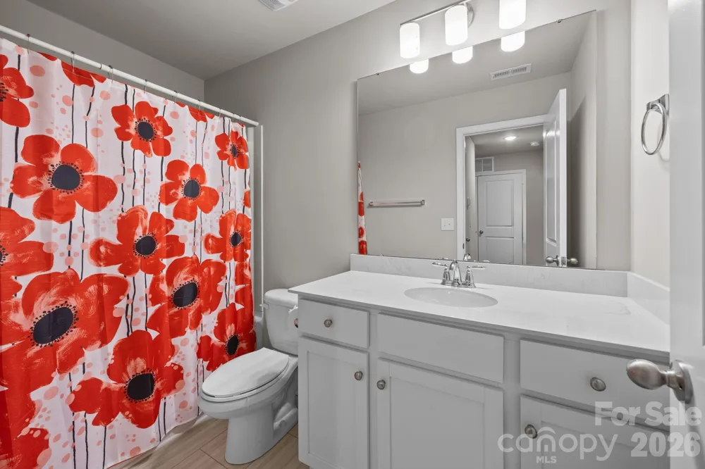 8105 Alderton Lane Charlotte, NC 28215