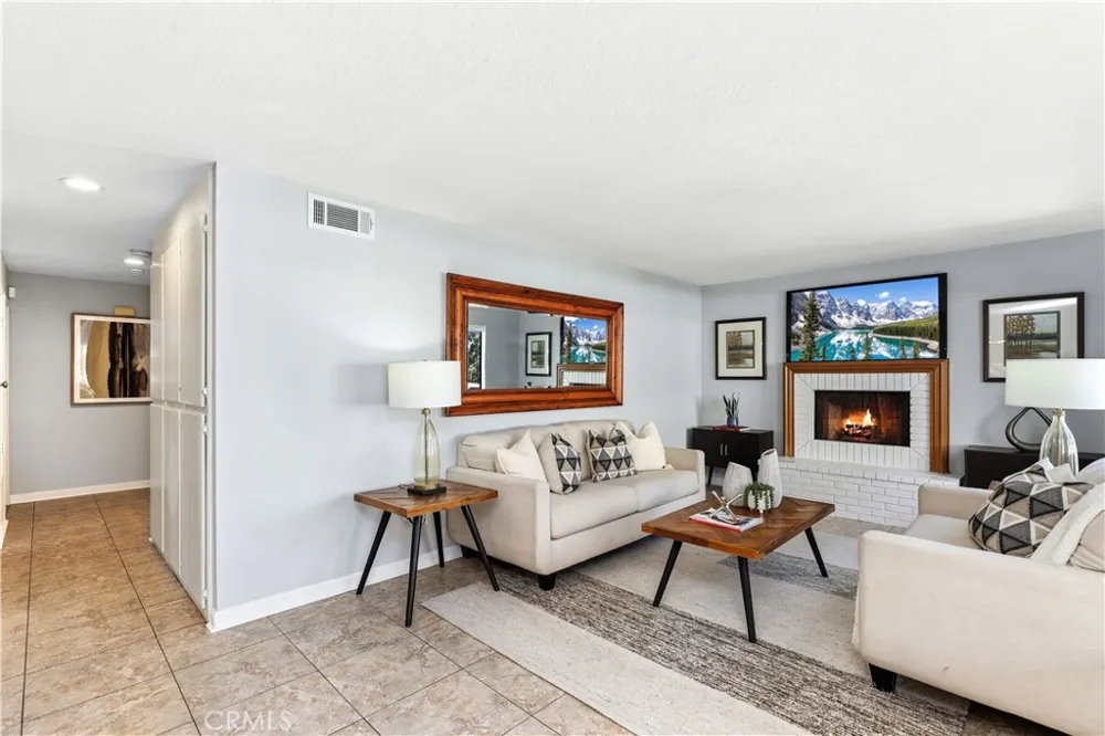 25701 View Pointe #8C Lake Forest, CA 92630