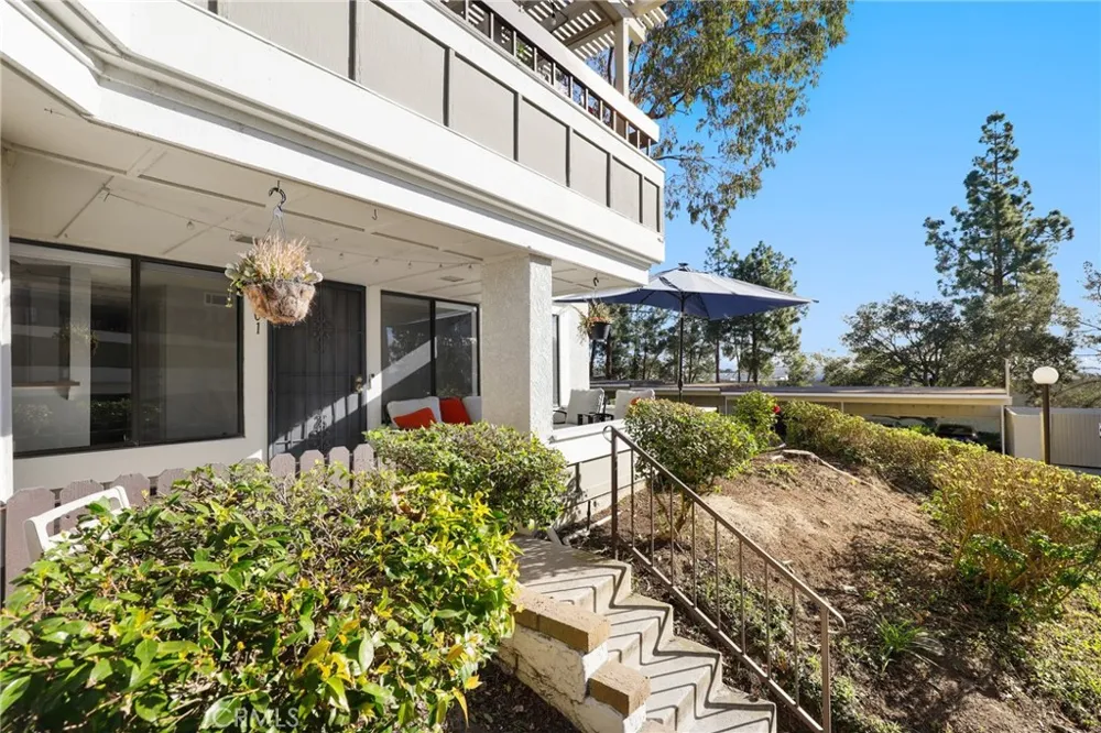 25701 View Pointe #8C Lake Forest, CA 92630