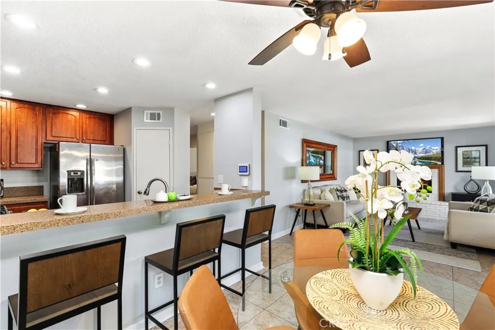 25701 View Pointe #8C Lake Forest, CA 92630
