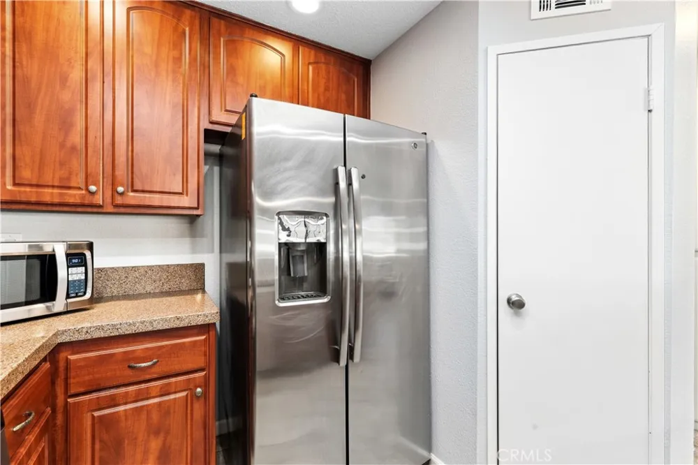 25701 View Pointe #8C Lake Forest, CA 92630