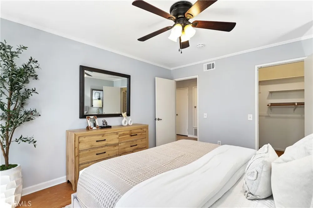 25701 View Pointe #8C Lake Forest, CA 92630