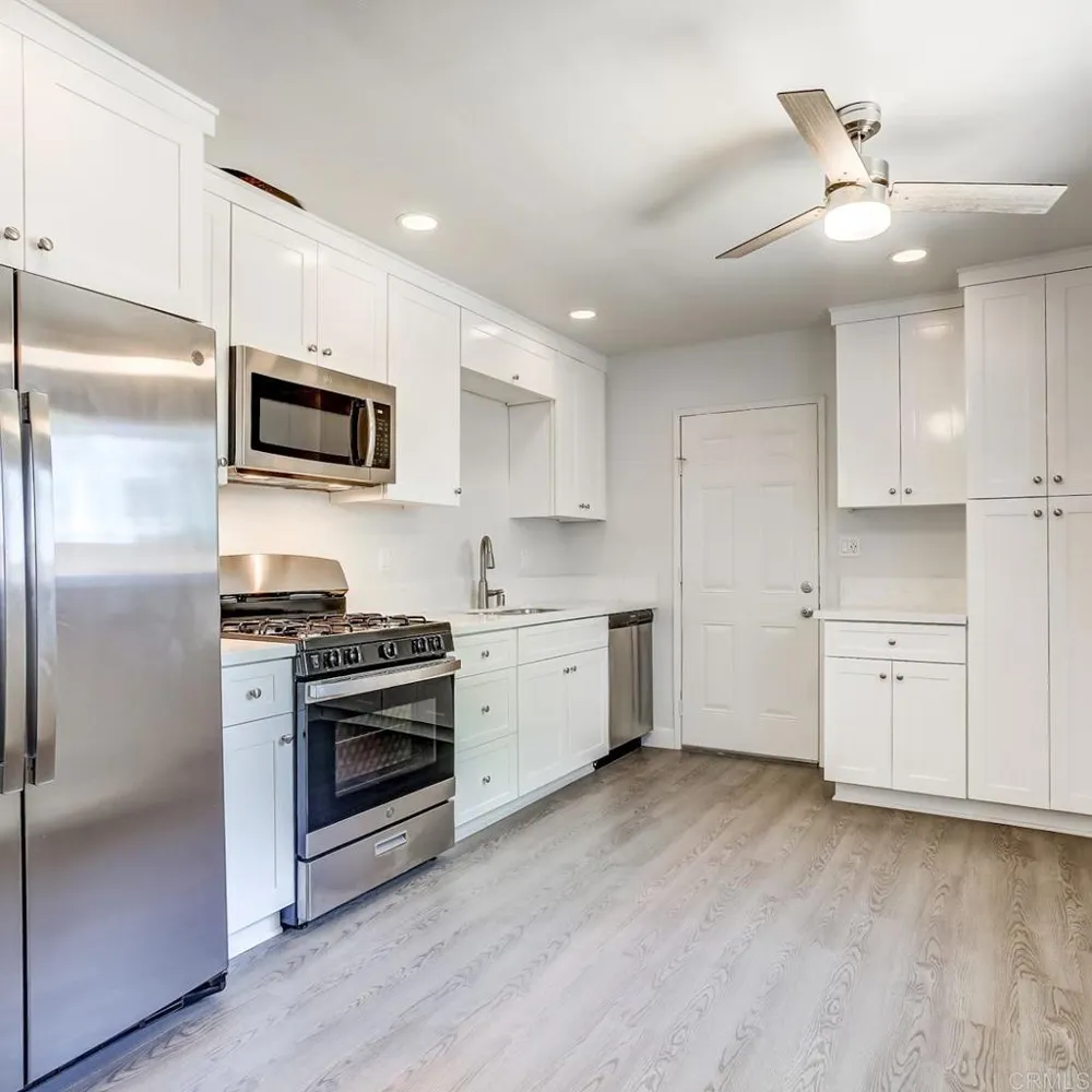 1031 E Pennsylvania Avenue Escondido, CA 92025
