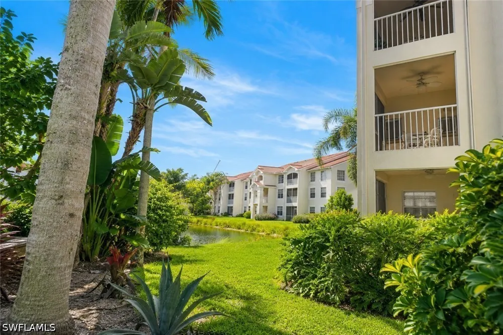 Saint Croix Lane #935 Naples, FL 34109