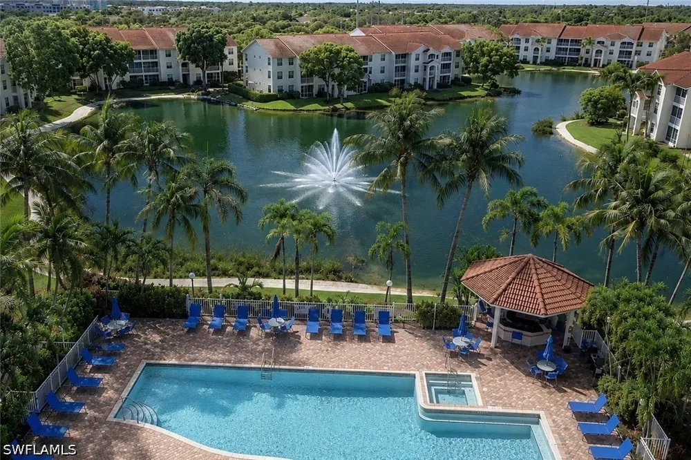 Saint Croix Lane #935 Naples, FL 34109