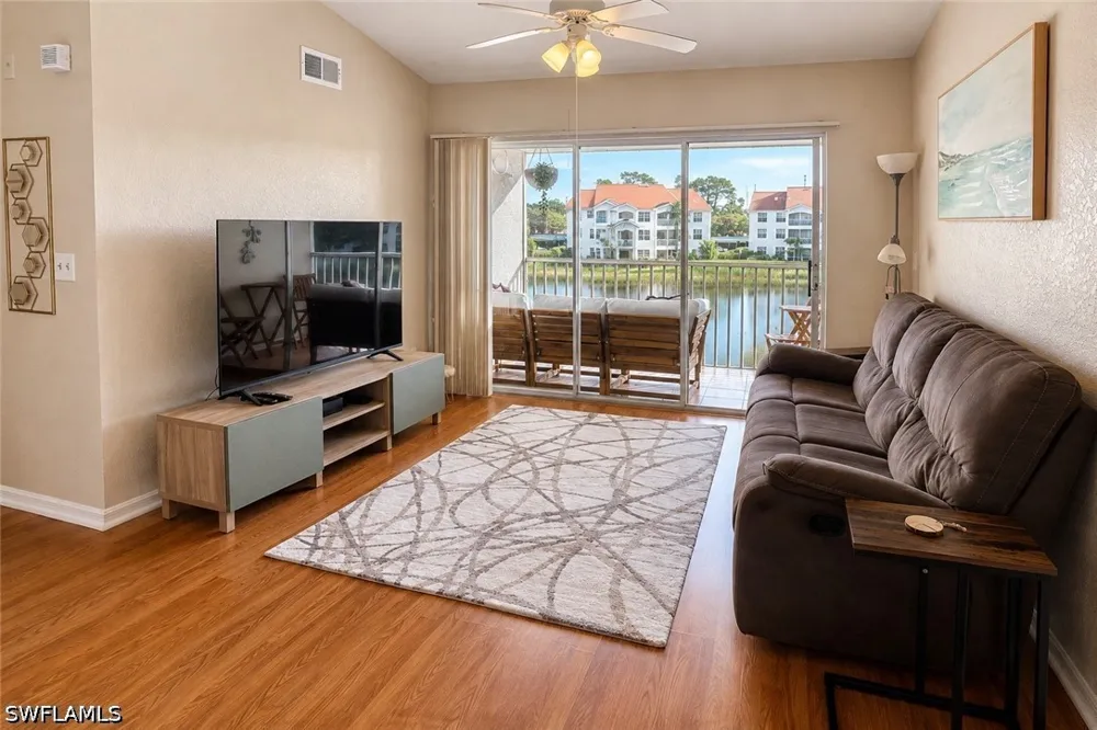 Saint Croix Lane #935 Naples, FL 34109