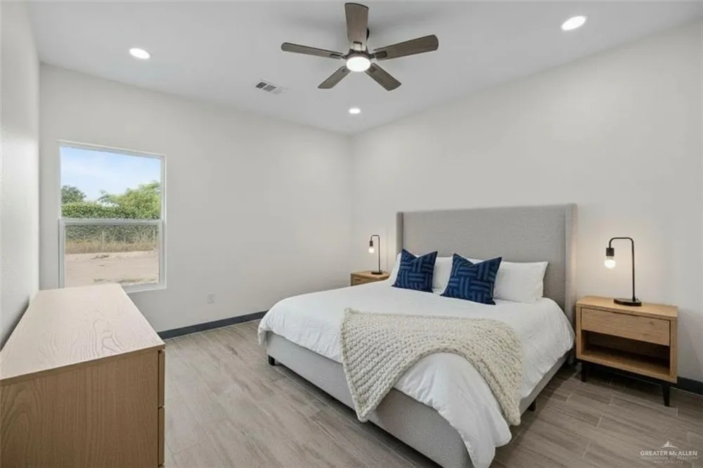 2335 Via Roma Road Weslaco, TX 78596