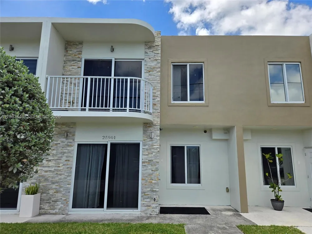 25901 SW 139th Ct #25901 Homestead, FL 33032