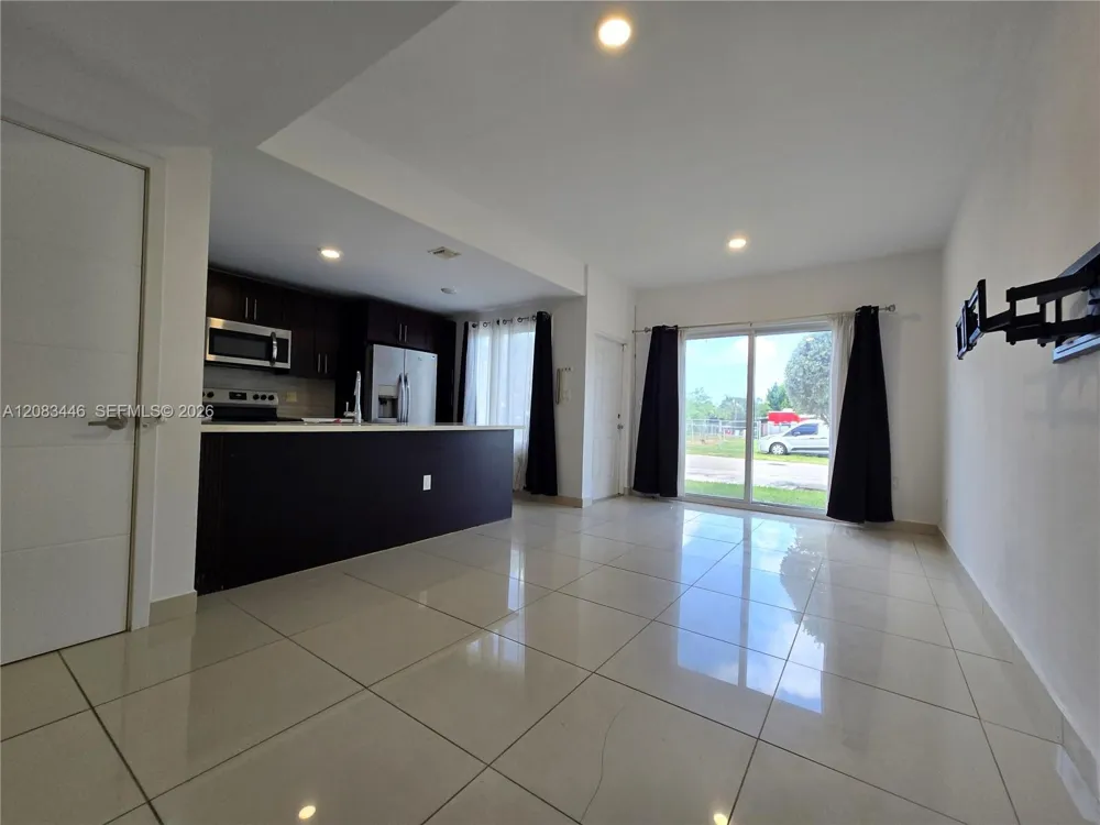 25901 SW 139th Ct #25901 Homestead, FL 33032