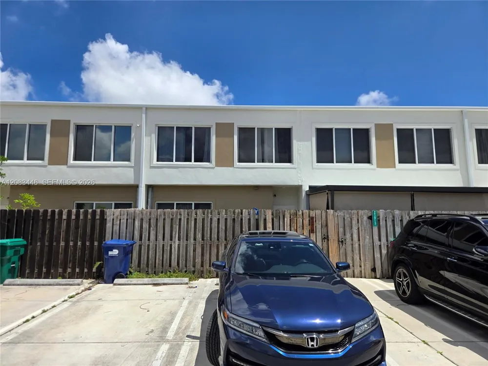 25901 SW 139th Ct #25901 Homestead, FL 33032