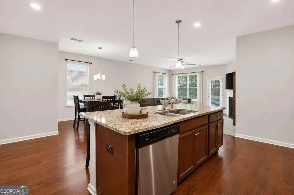 281 Emporia LOOP McDonough, GA 30253