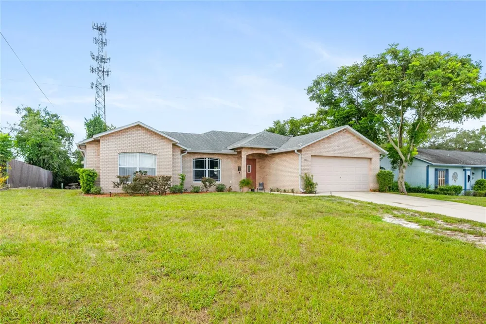 2086 S PARKTON DRIVE Deltona, FL 32725