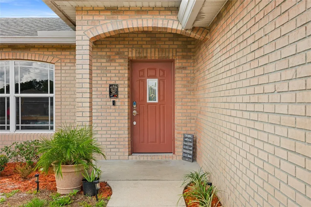 2086 S PARKTON DRIVE Deltona, FL 32725