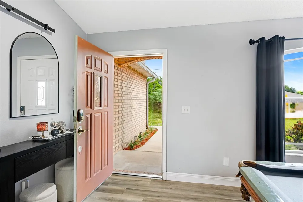 2086 S PARKTON DRIVE Deltona, FL 32725