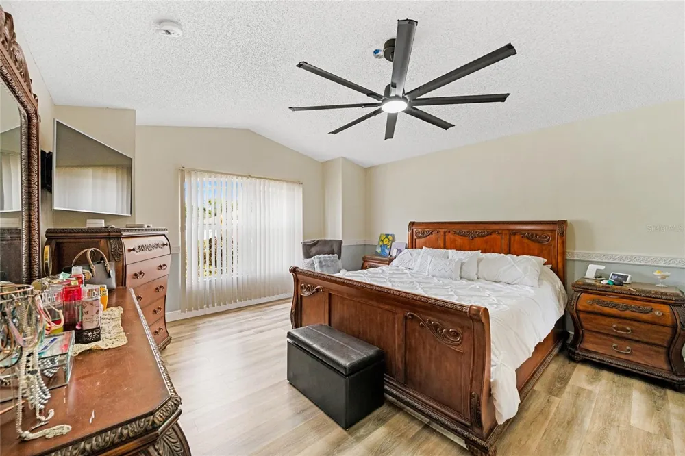 2086 S PARKTON DRIVE Deltona, FL 32725