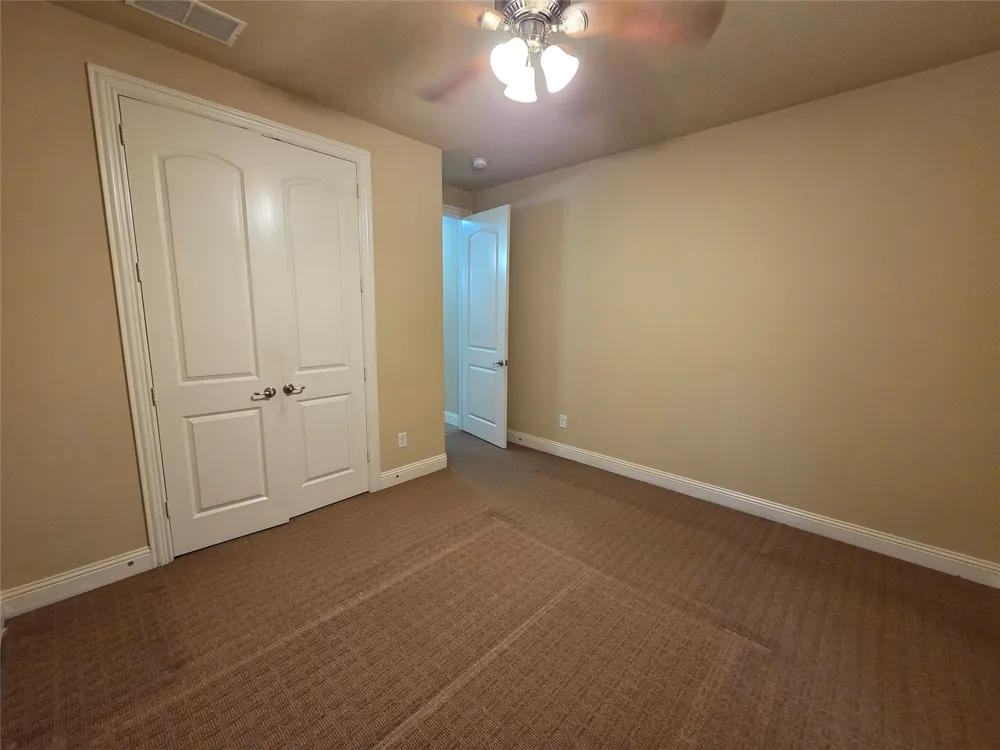 146 Rolling Fork Bend Irving, TX 75039