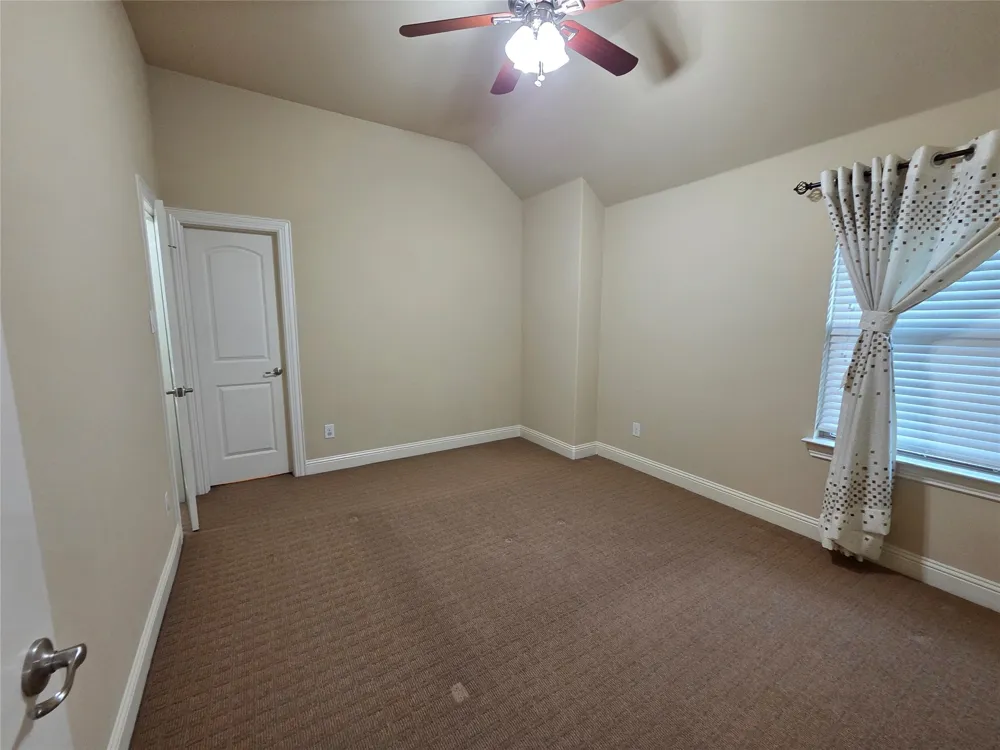 146 Rolling Fork Bend Irving, TX 75039