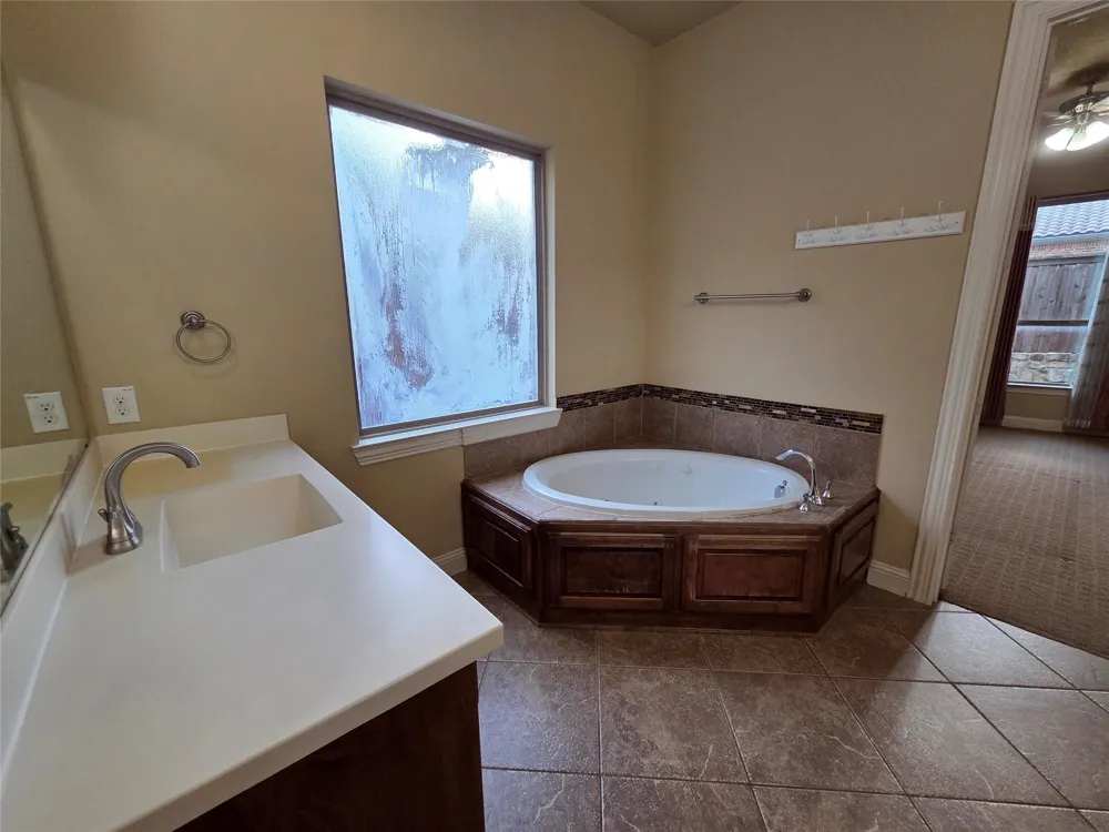 146 Rolling Fork Bend Irving, TX 75039