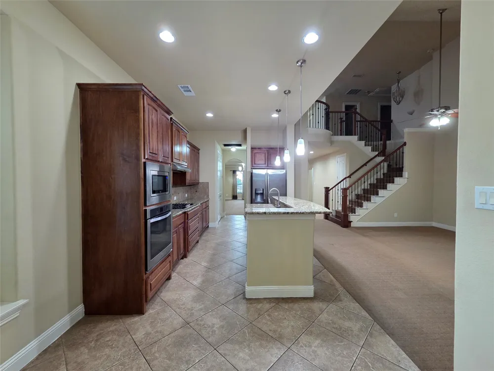 146 Rolling Fork Bend Irving, TX 75039