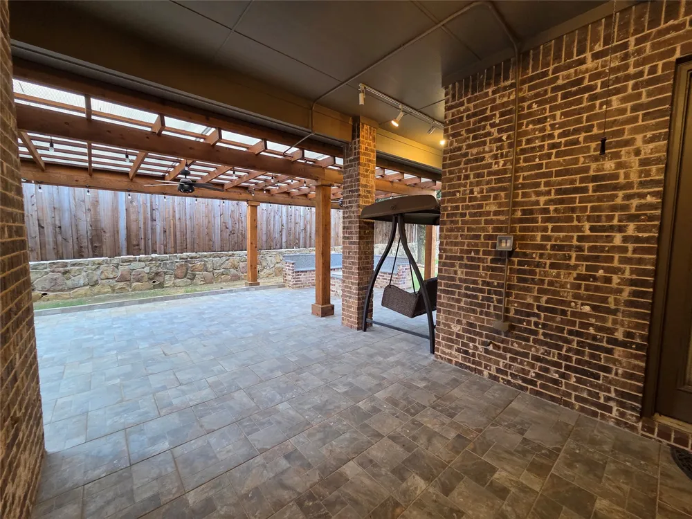 146 Rolling Fork Bend Irving, TX 75039