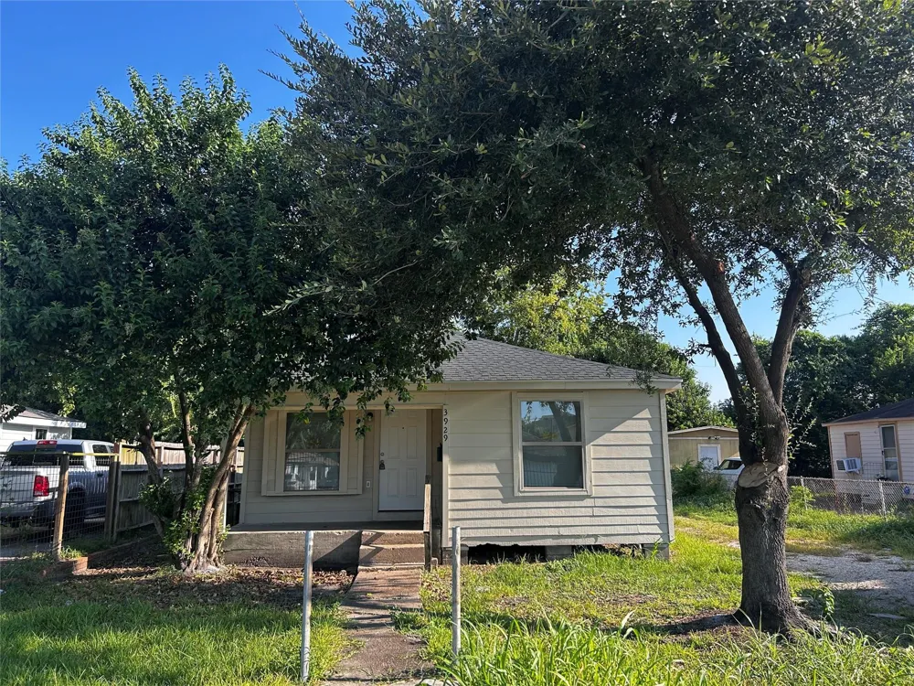 3929 Lynnfield Street Houston, TX 77016