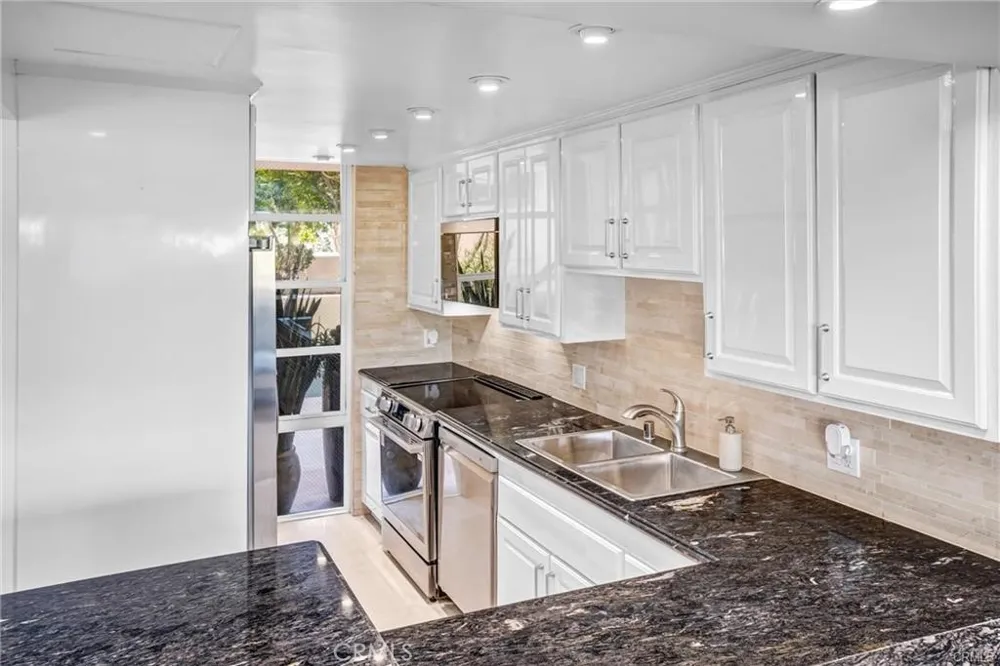 4337 Marina City Dr #149 Marina del Rey, CA 90292