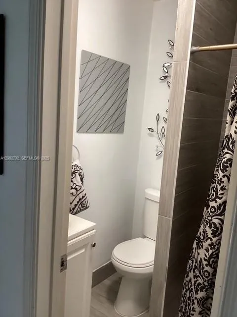 4915 NW 47th Ter Tamarac, FL 33319