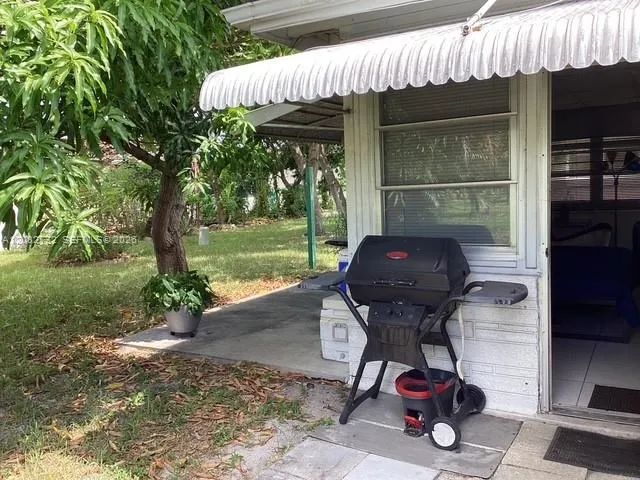 4915 NW 47th Ter Tamarac, FL 33319