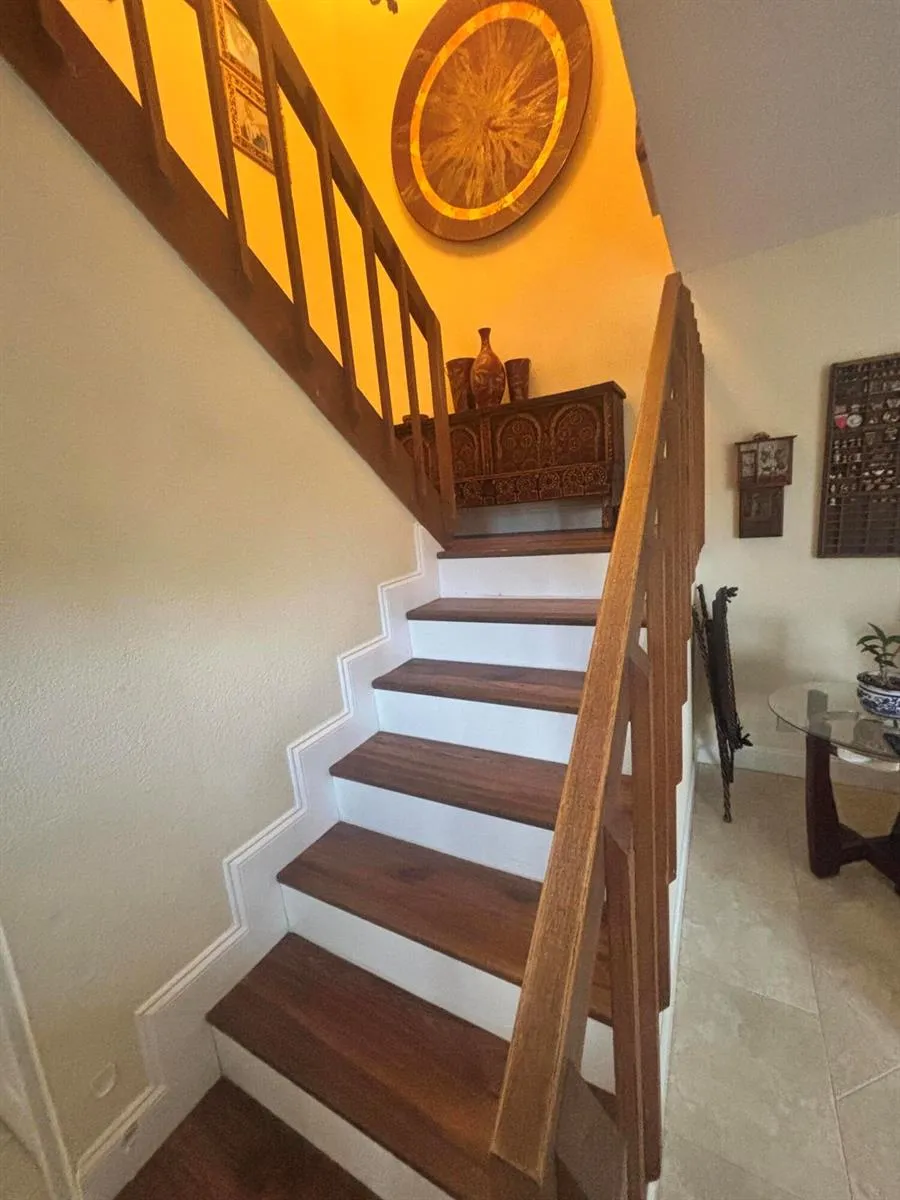 113 W LAKE ARBOR DRIVE Palm Springs, FL 33461