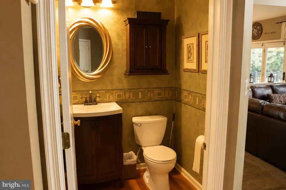 12 BROCKTON Ringoes, NJ 08551