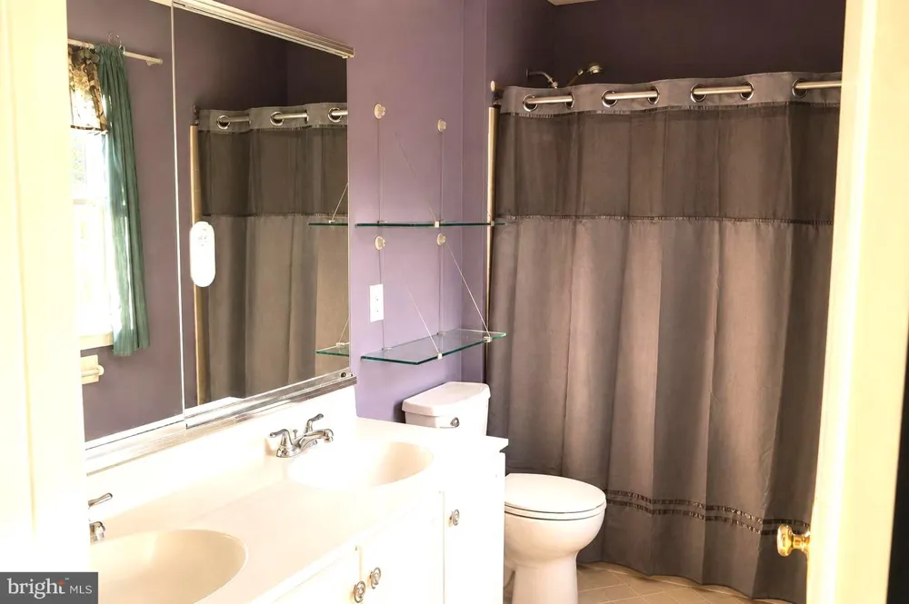 12 BROCKTON Ringoes, NJ 08551