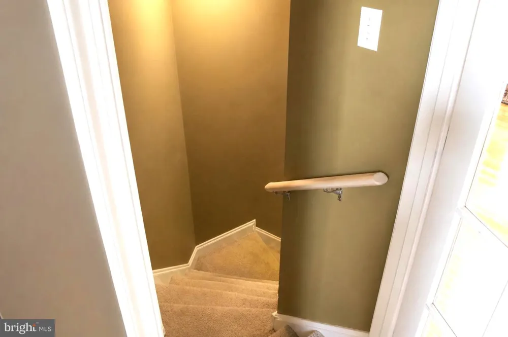 12 BROCKTON Ringoes, NJ 08551