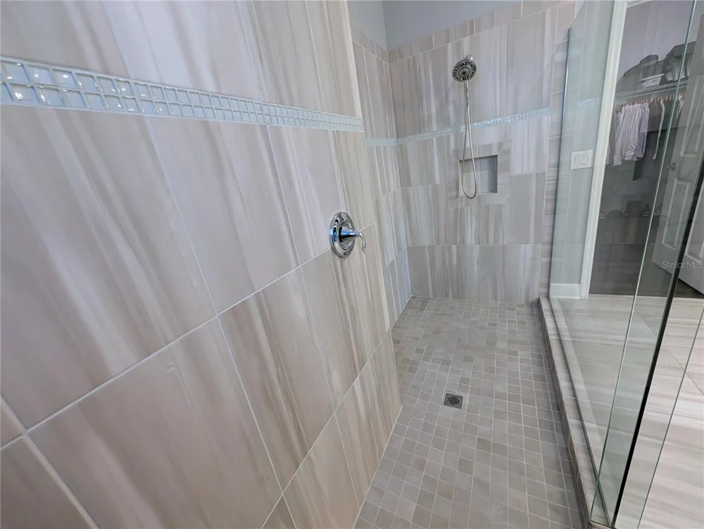 4844 ANTRIM DRIVE Sarasota, FL 34240