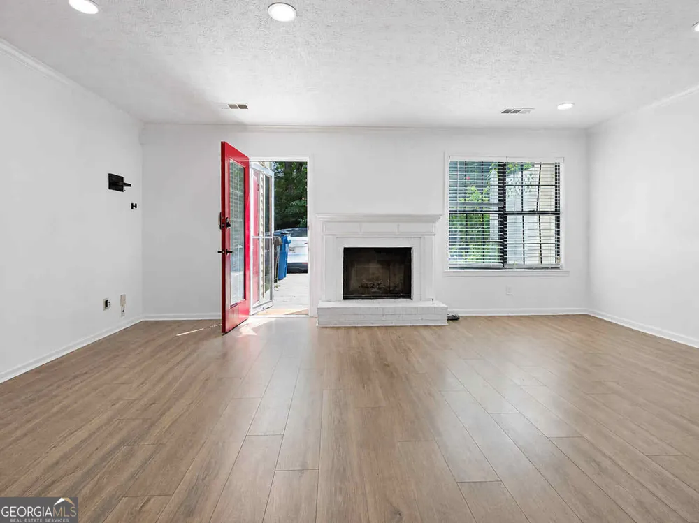 1130 Jamestowne TRL Alpharetta, GA 30009