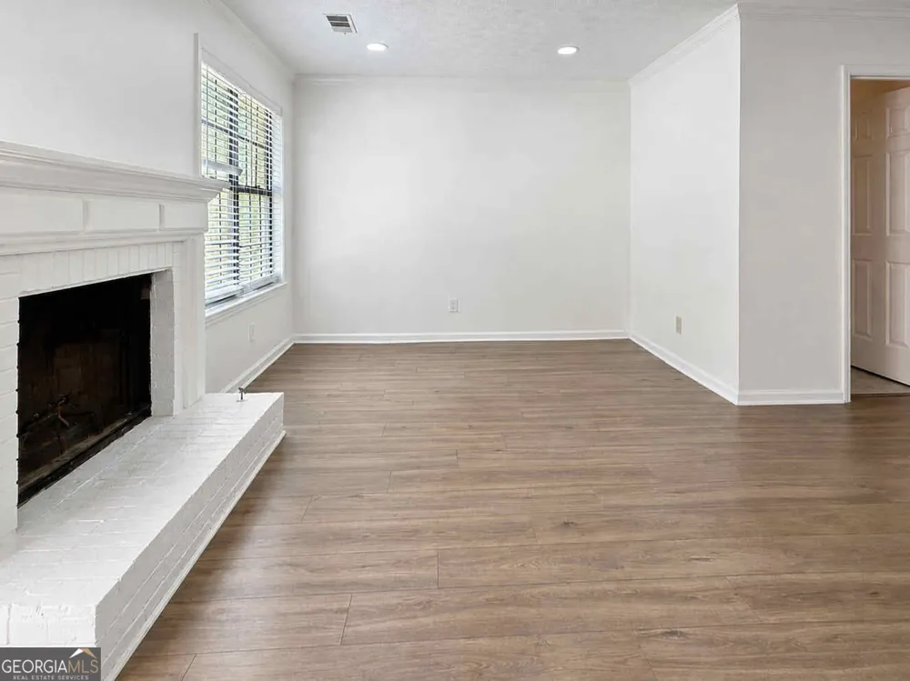 1130 Jamestowne TRL Alpharetta, GA 30009