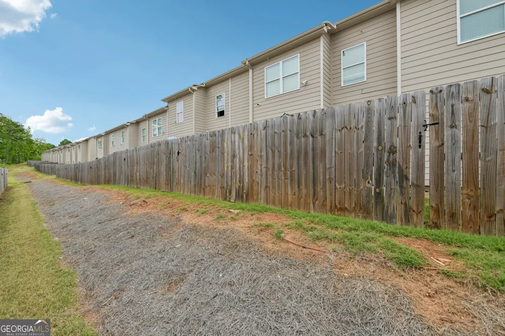 5811 Calle Vista DR Lithonia, GA 30058