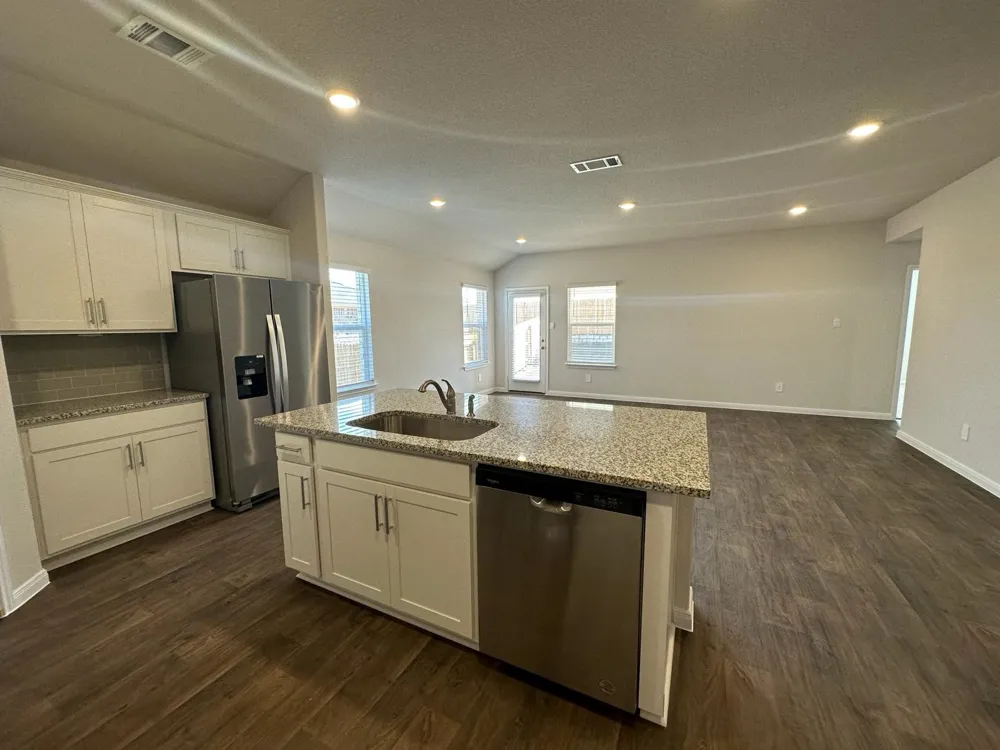 113 BRIGGS LANE San Marcos, TX 78666