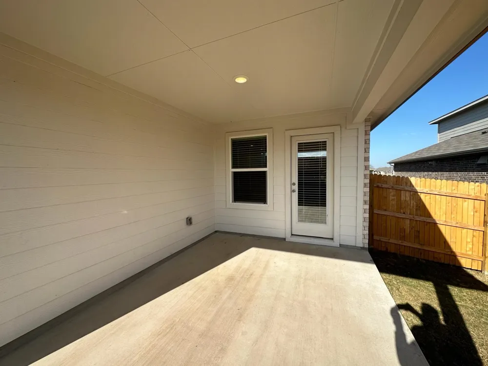 113 BRIGGS LANE San Marcos, TX 78666