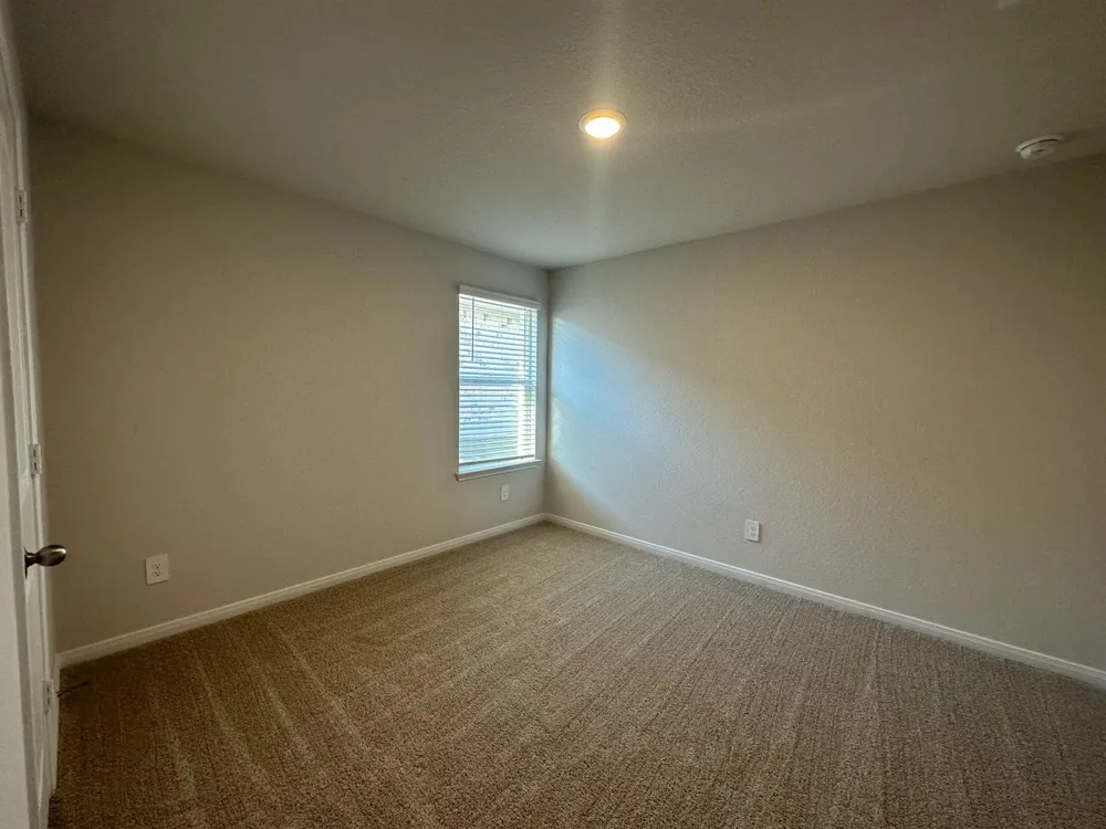 113 BRIGGS LANE San Marcos, TX 78666