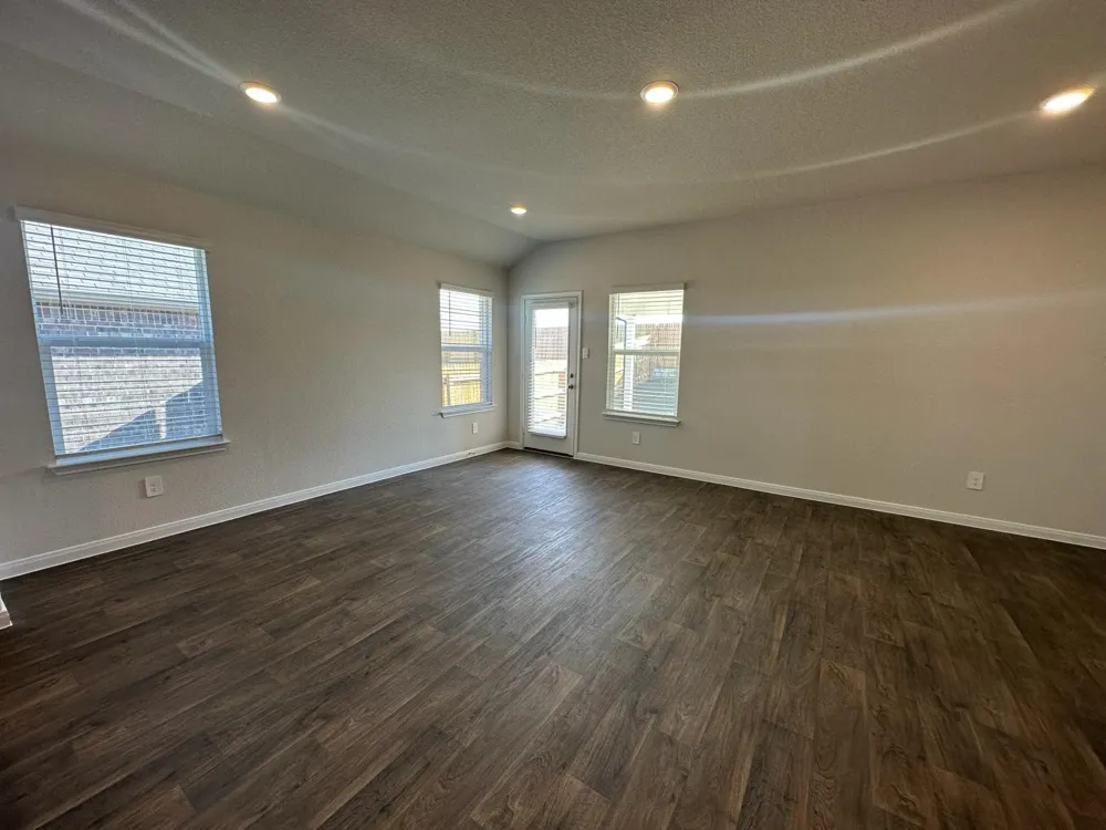 113 BRIGGS LANE San Marcos, TX 78666