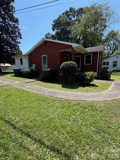 1044 Short Street Salisbury, NC 28144