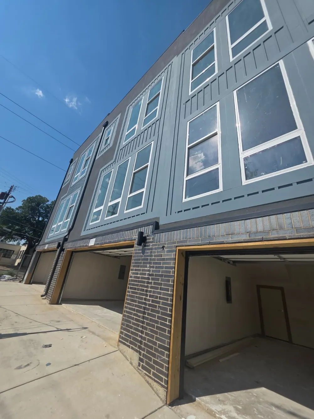 2514 Lucas Drive #101 Dallas, TX 75219