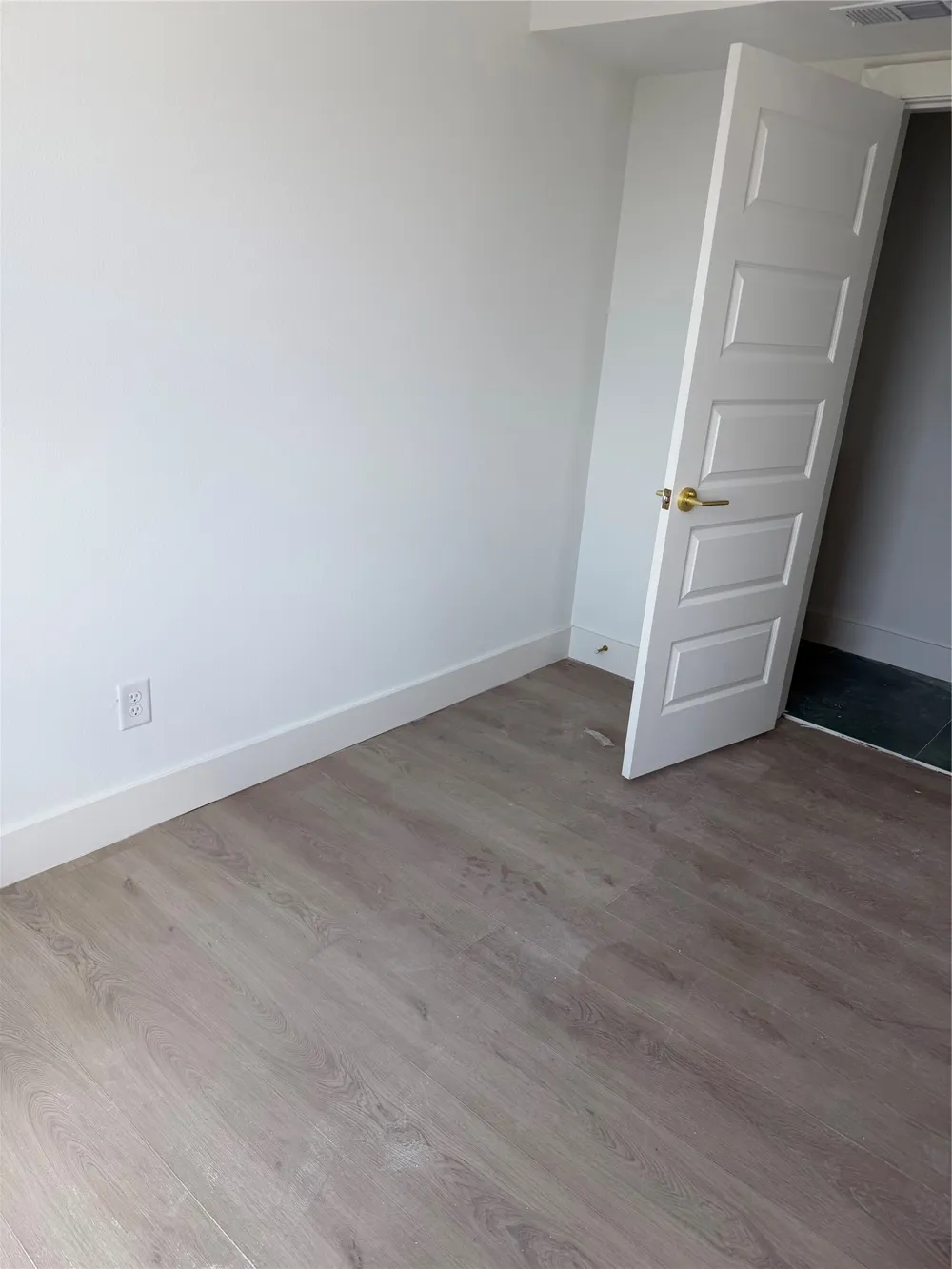 2514 Lucas Drive #101 Dallas, TX 75219