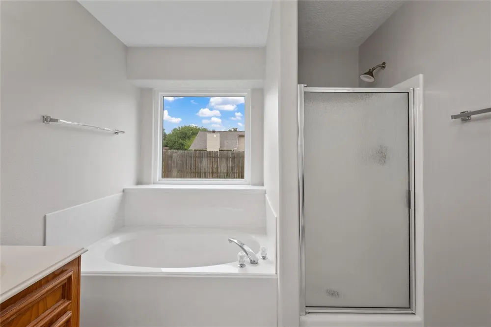 4019 Fm 565 Road Baytown, TX 77523